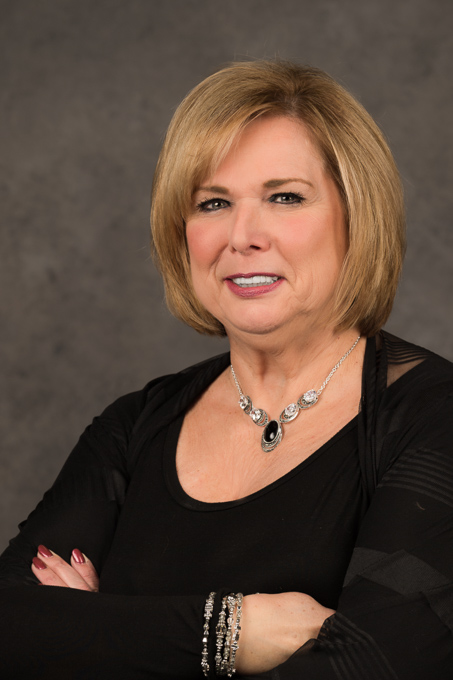 Sandy Lumley headshot